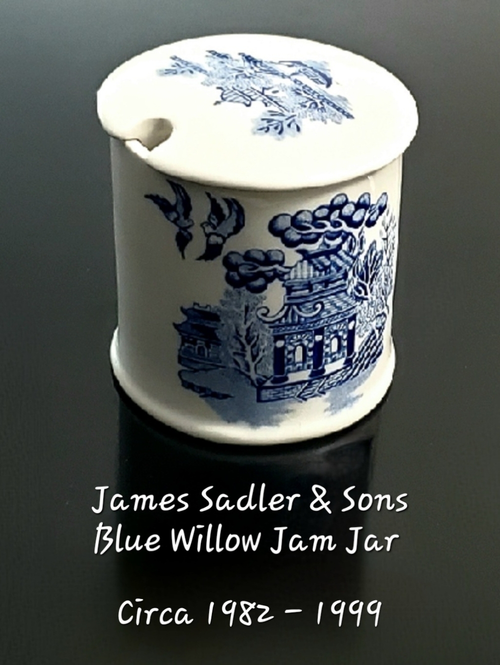 Sadler & Sons 🇬🇧  England Blue Chinoiserie Willow Ceramic 3"Jam Jar & Lid